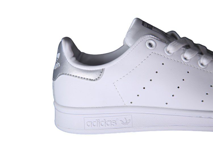 נעלי אדידס-ADIDAS Stan Smith - Silver Tail – תמונה 8