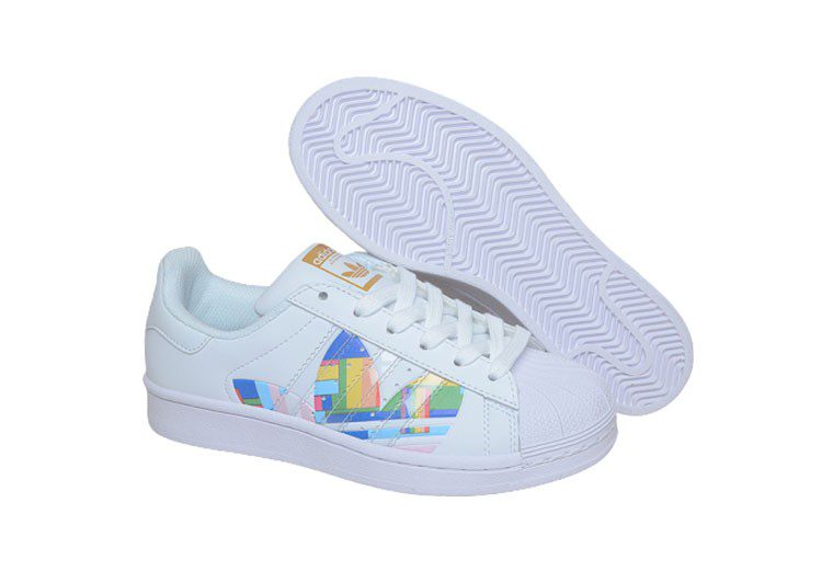 נעלי אדידס-ADIDAS Stan Smith- White-Multi Logo – תמונה 2