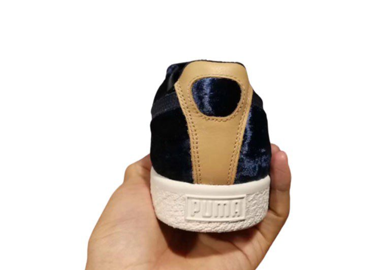 נעלי פומה- PUMA CLYDE x EXTRA BUTTER-Velvet Color Tangaroa – תמונה 7