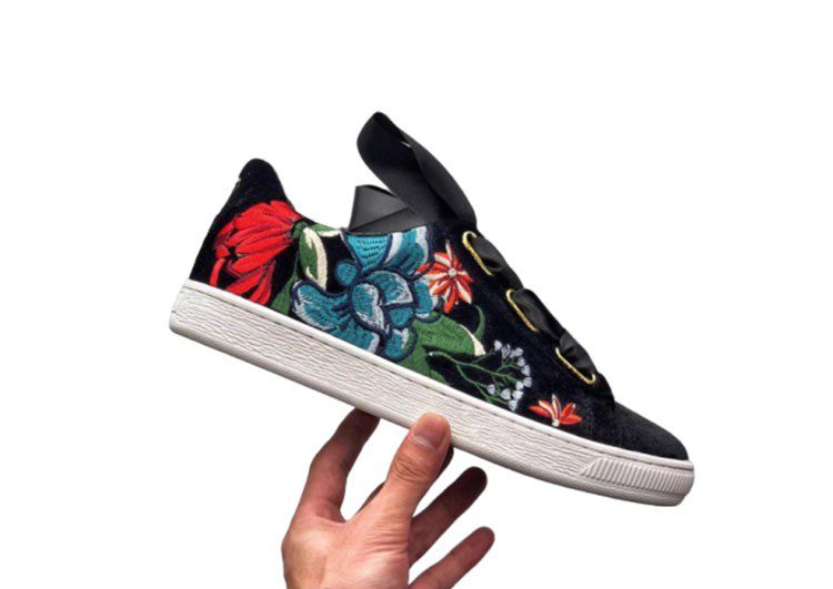 נעלי פומה- Puma SUEDE Hyper-Black and Alizarin