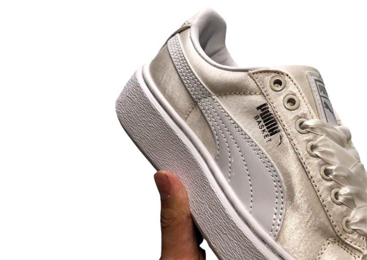 נעלי פומה-Rihanna II Puma Velvet Denim Satin-Silk – תמונה 6