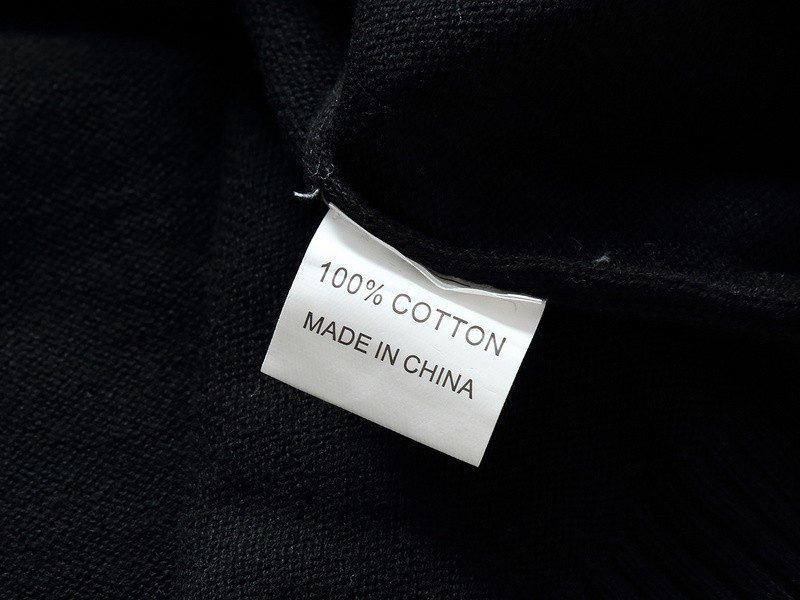 טומי הילפיגר-TOMMY TSHIRT MEN'S LONG V - Black – תמונה 8