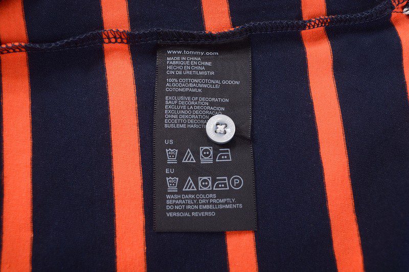 טומי הילפיגר-TOMMY POLO MEN'S TSHIRT - Navy Blue & Tomato – תמונה 3