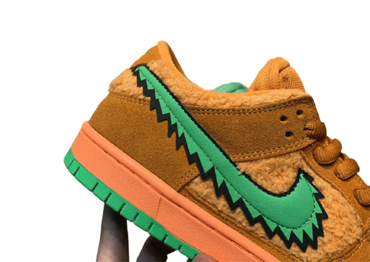 נעליי נייק-NIKE SB DUNK LOW PRO QS - Texas Rose & Emerald Logo – תמונה 4