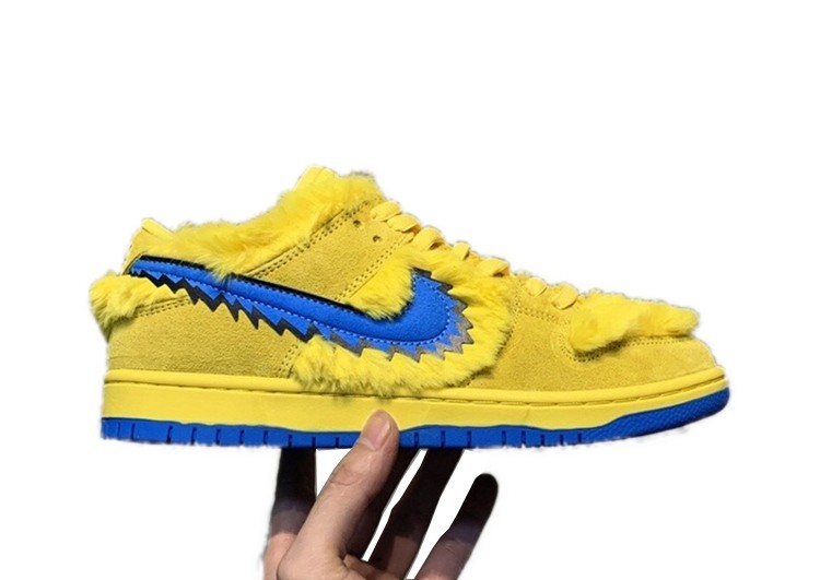 נעליי נייק-NIKE SB DUNK LOW PRO QS - Yellow & Blue Logo – תמונה 2