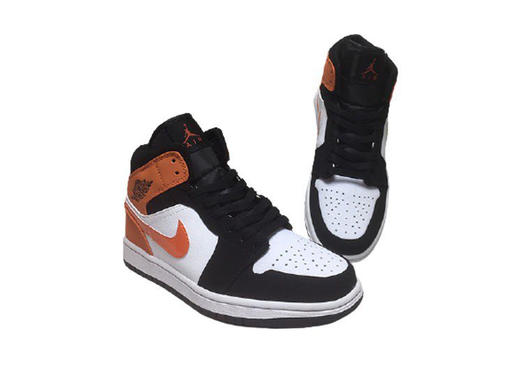 נעלי נייק-NIKE AIR MAX JORDAN HIGH -  Black Flame Pea & White