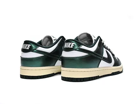 NIKE SB Dunk Low "Vintage Green" – תמונה 2