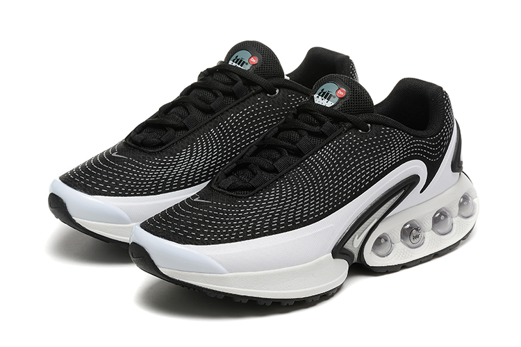נעלי נייק- Nike Air Max DN Black White – תמונה 3