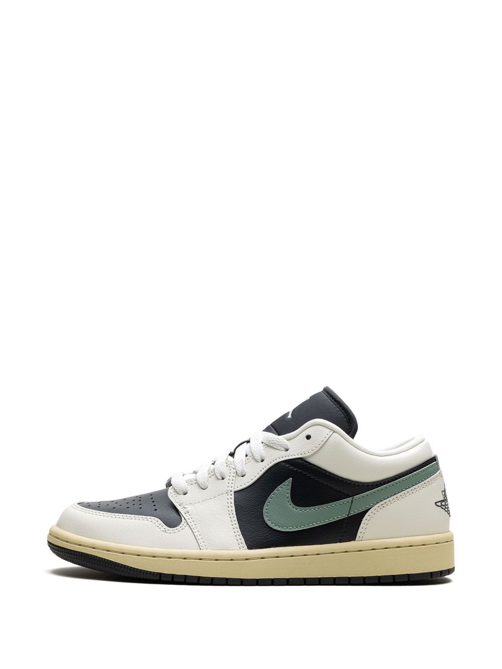 נייק ג'ורדן -NIKE AIR JORDAN 1 LOW - Jade Smoke – תמונה 5