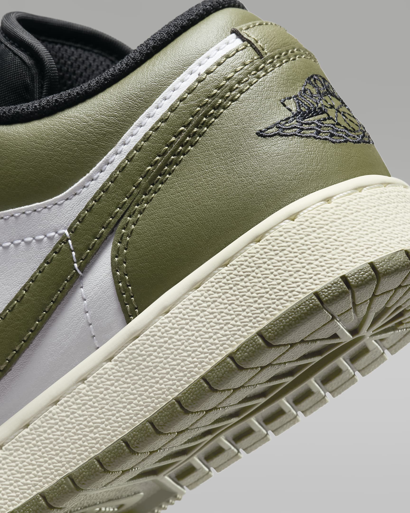 Air Jordan 1 Low Green ילדים – נייק ג'ורדן – תמונה 3