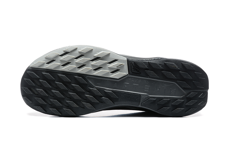 נעלי נייק Nike Pegasus Trail 5 Black Gray – תמונה 4